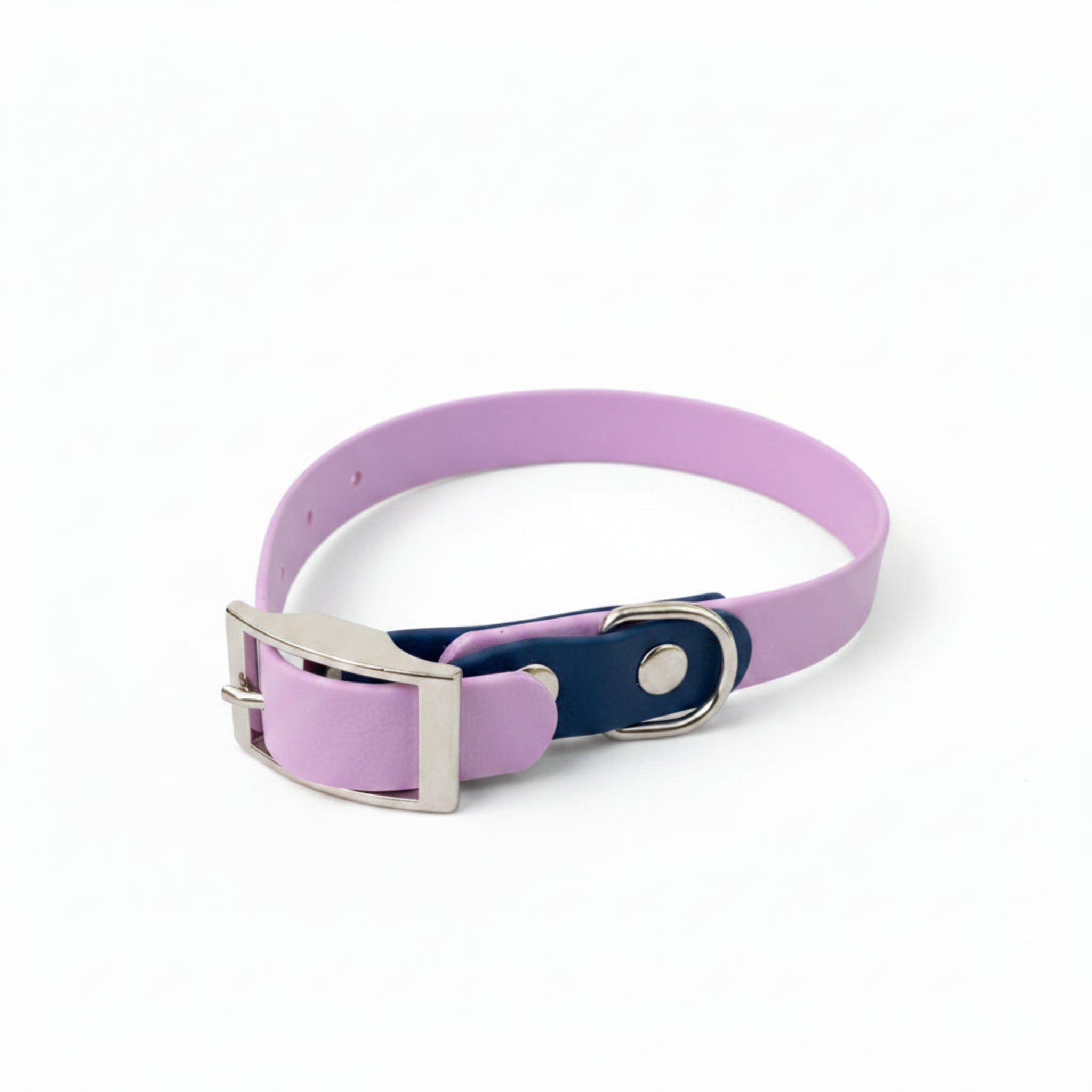 Collier pour chien bi-couleurs en pvc
Fabrication artisanale
Made in France
Collier chien Anti-odeur