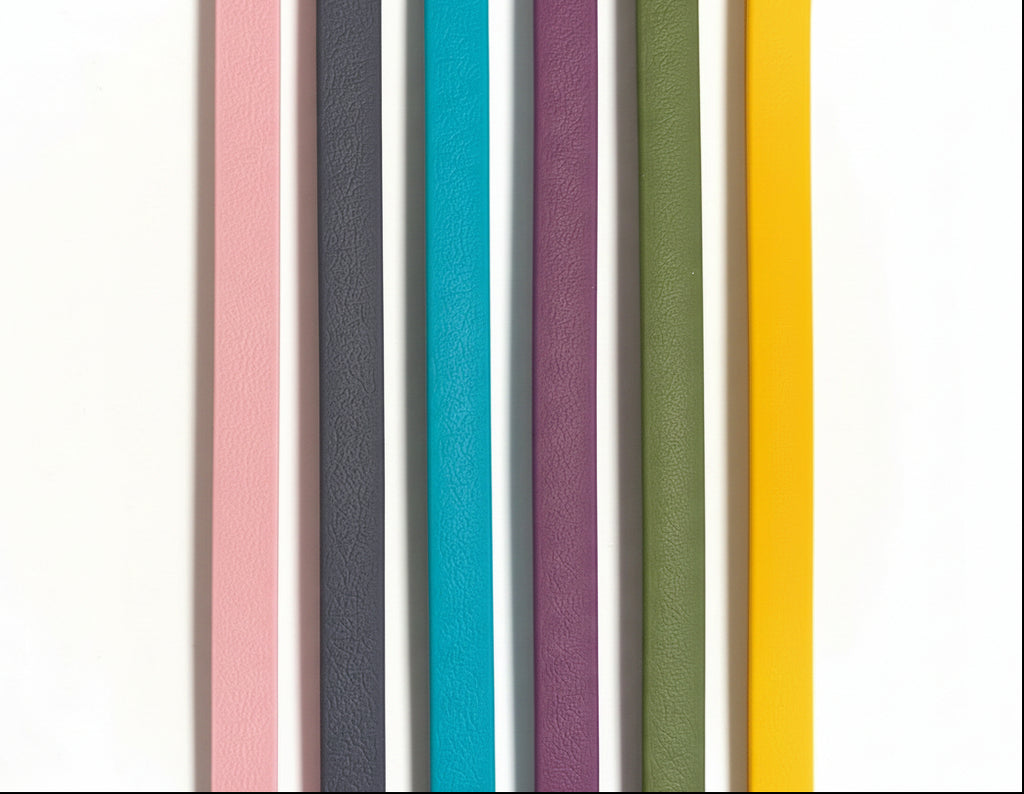 Longe en pvc pour chien 13 mm
Fabrication artisanale
Made in France
Longe imperméable, nettoyage facile.
Qimmi Gold